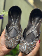 Roshan Mukaish (Shimmering Silver)