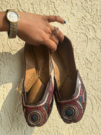 Zariya Heritage Jutti (Mukesh With Thread)