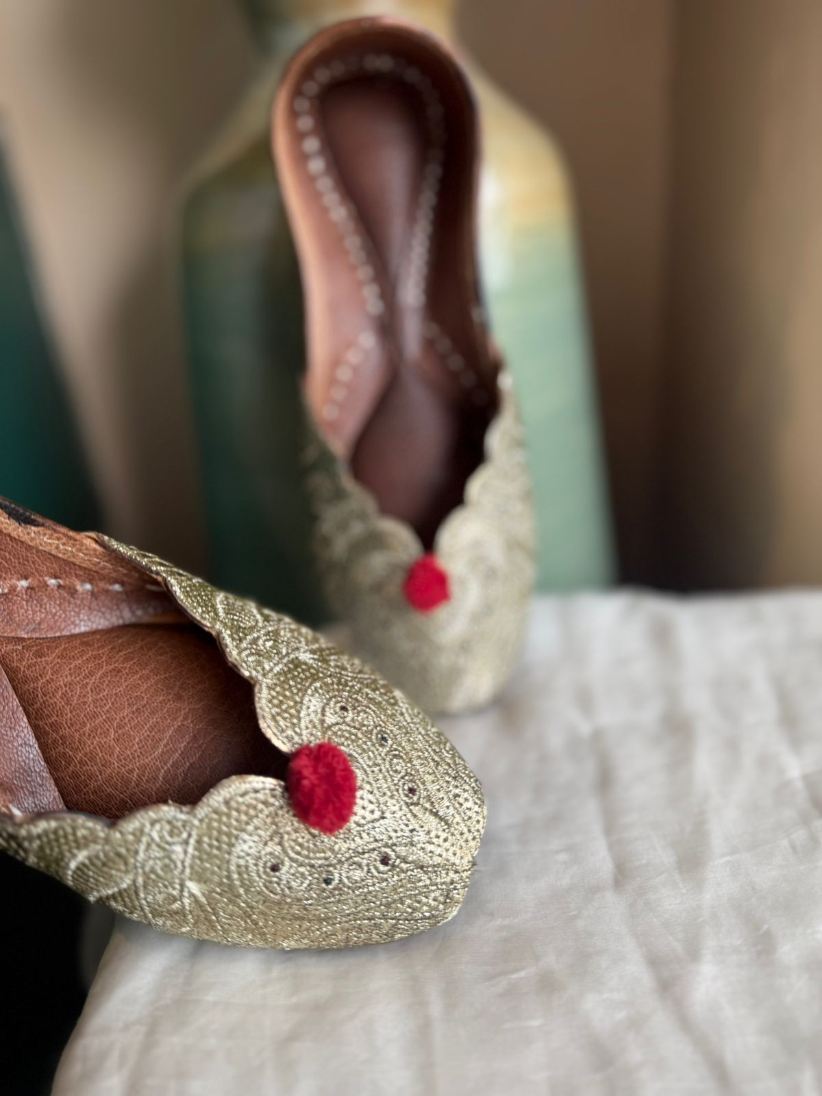 TEELE DI DIILKASH (CUT WORK HEART)