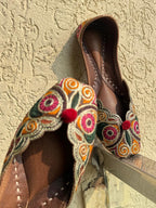 RANGAN DI PASHMINA (CUT WORK)