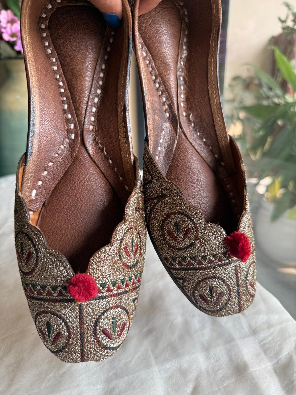 MULTI CUT BLOOM ( CUT WORK)