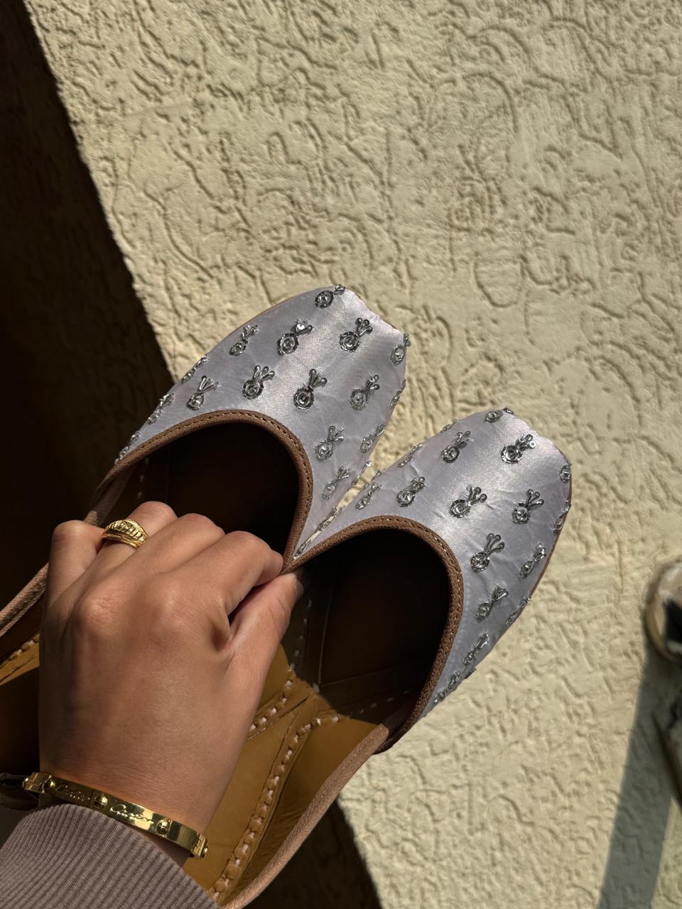 SIPPI SNOW (BY BANNI)