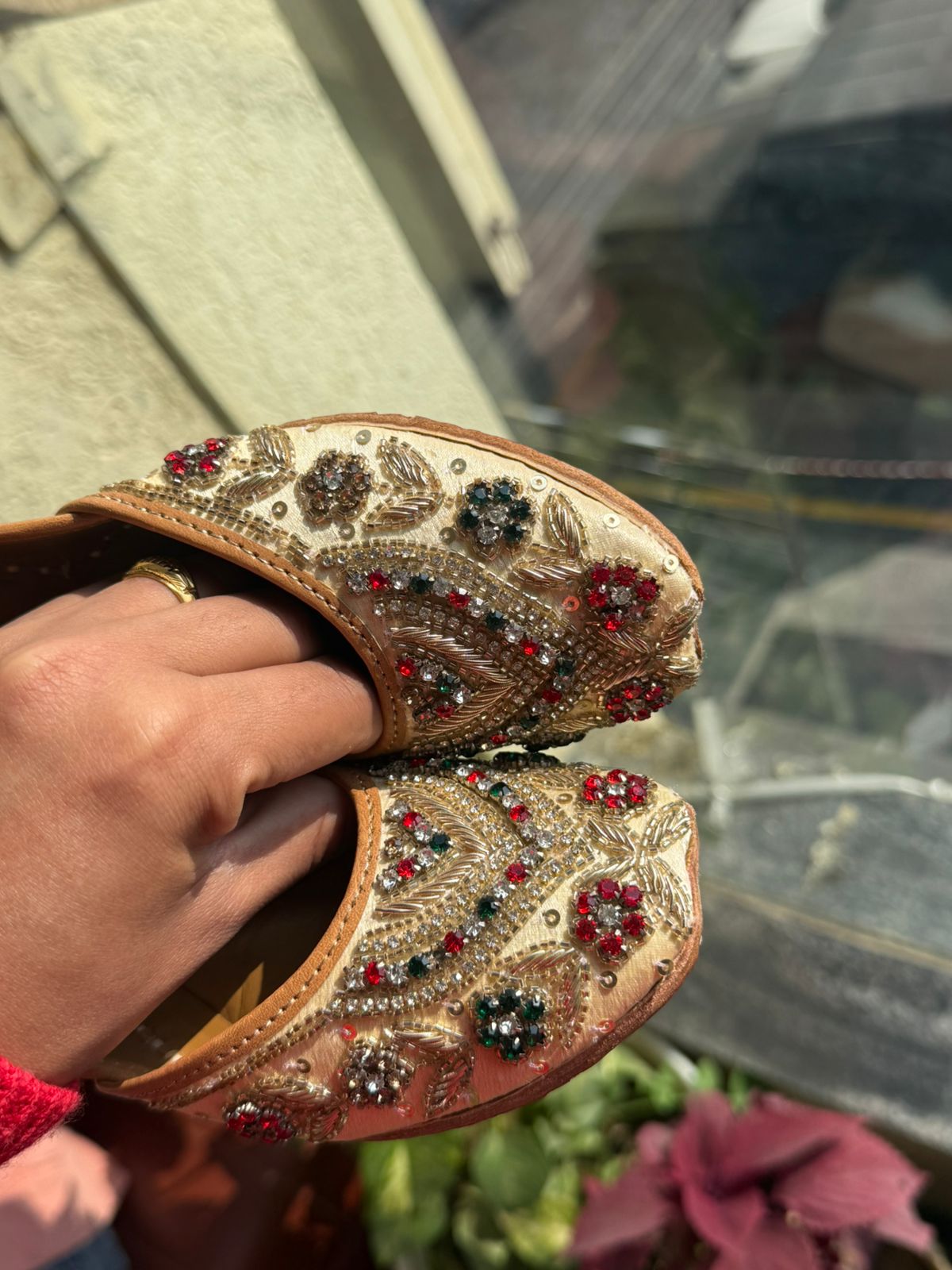 SUNEHARI BAGH ( GOLDEN RUBBY AND GREEN STONES )