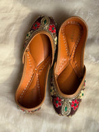 (A) LOTUS KAMAL AURA